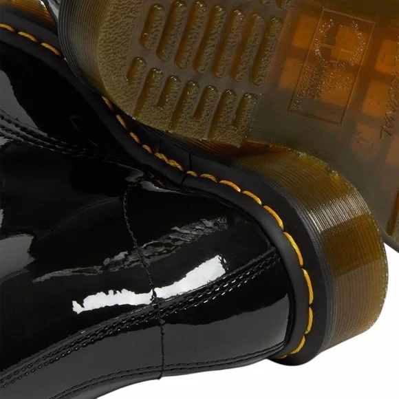 Dr.Martens/1460 Patent Lamper Lace up Boots/Womens/Size: 6 - Picture 12 of 16